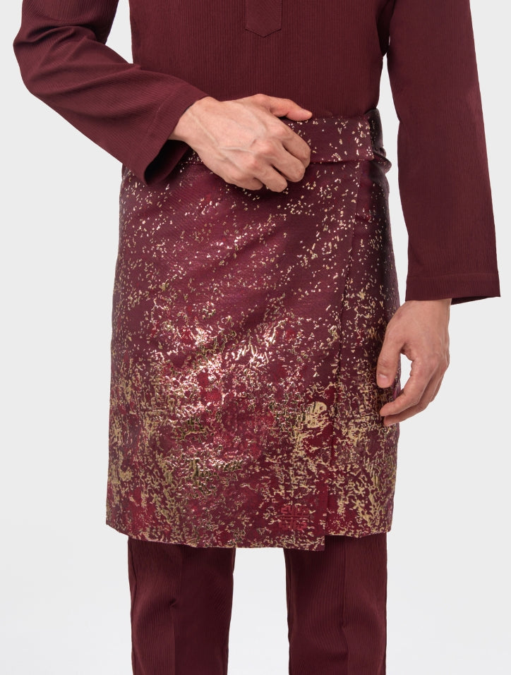 Putra in Maroon