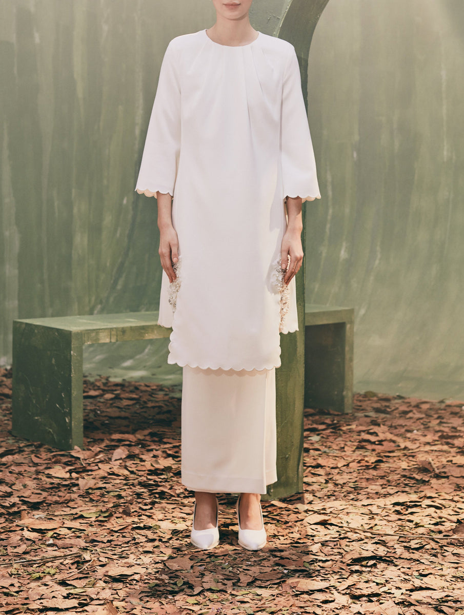 Catherine Kurung Pahang FIZIWOO